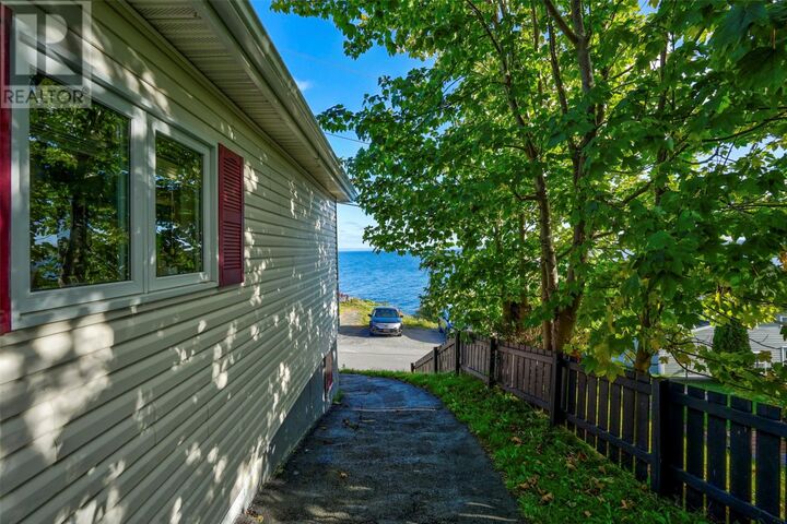 Property Photo:  27 Meadow Road  NL A0A 4E0 
