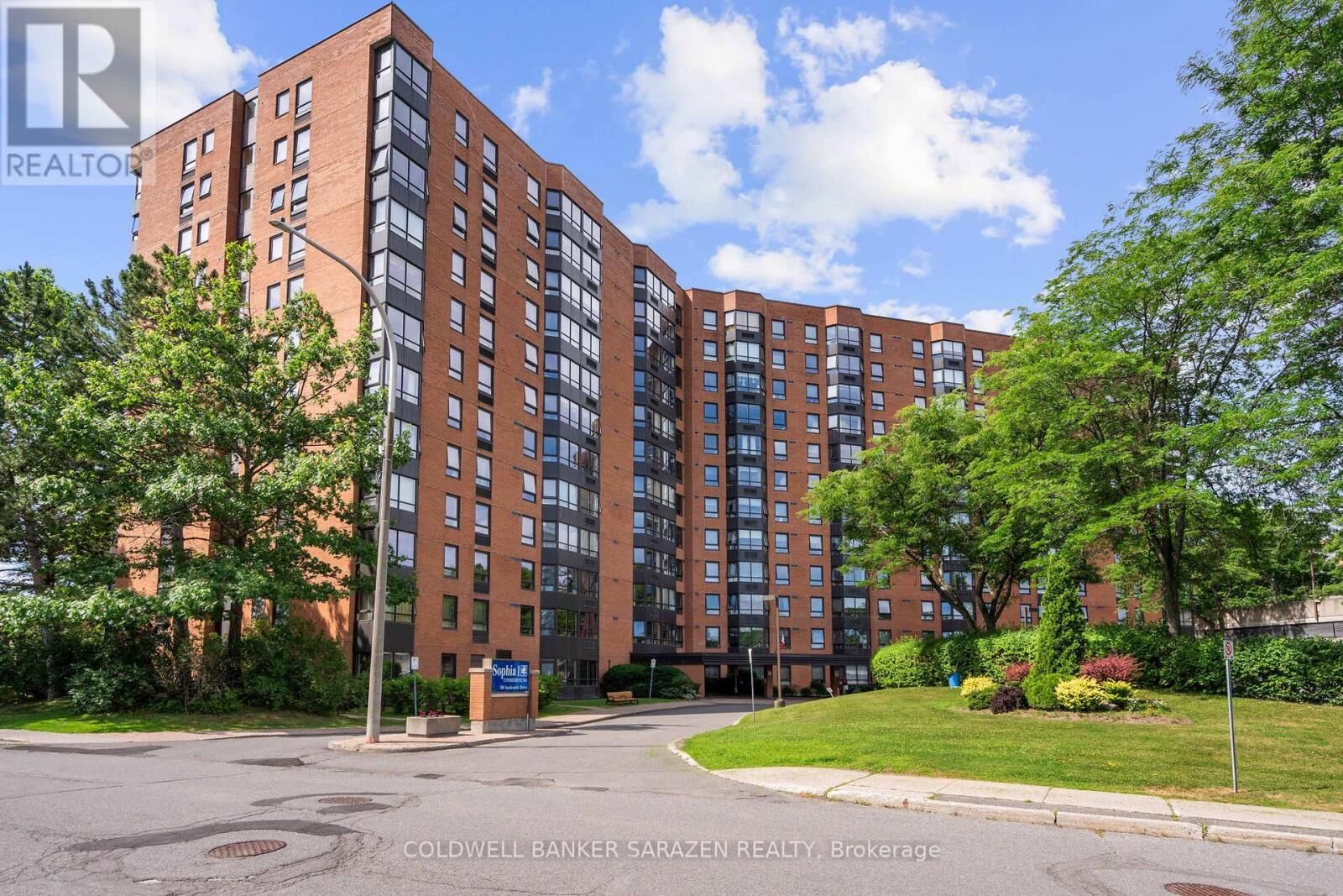 Property Photo:  80 Sandcastle Drive 209  ON K2H 9E7