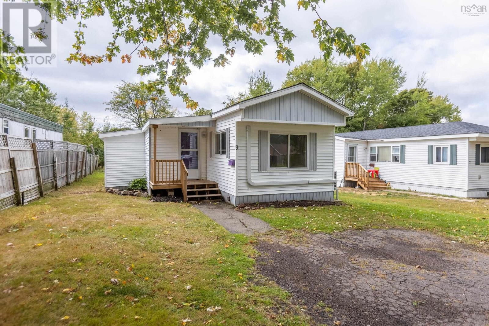 Photo de la propriété:  9 Liberty Lane  NS B4H 2K5 