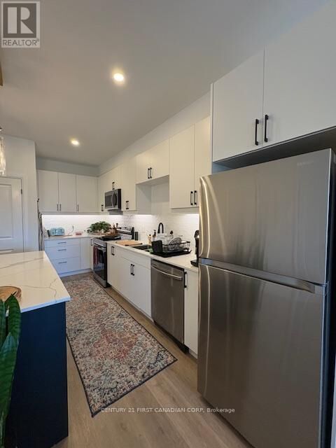 Property Photo:  3900 Savoy Street 5  ON N6P 0H9 