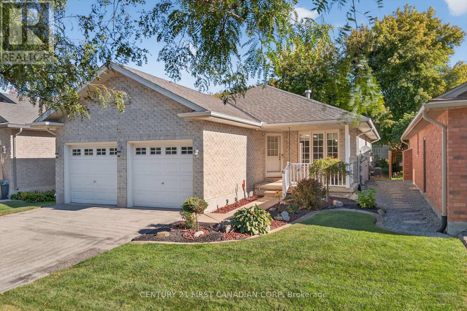 Property Photo:  4228 Campbell Street North  ON N6P 1S7 