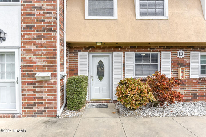 2200 S Palmetto Avenue B040  South Daytona FL 32119 photo