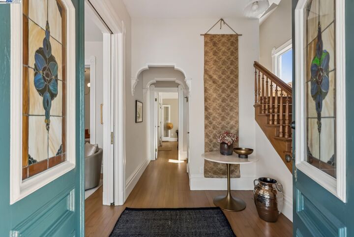 Property Photo: 2061 Buena Vista Ave CA 94501