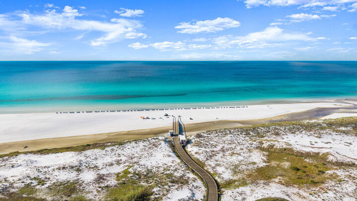 Property Photo:  107 Golfridge Drive  FL 32461 