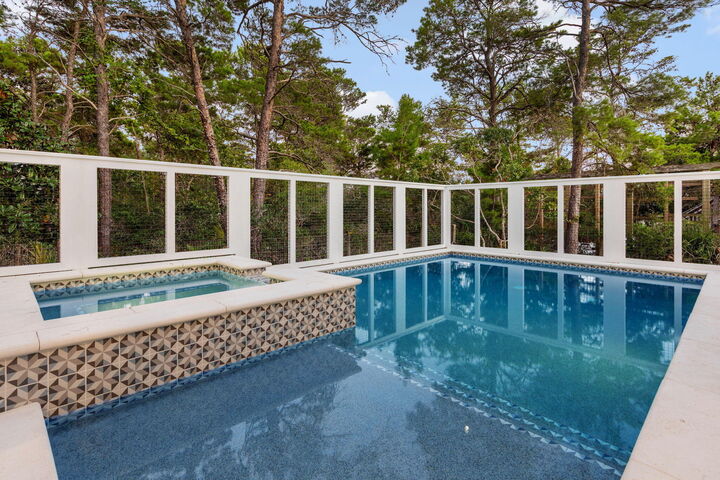 Property Photo:  154 Maple Street  FL 32459 