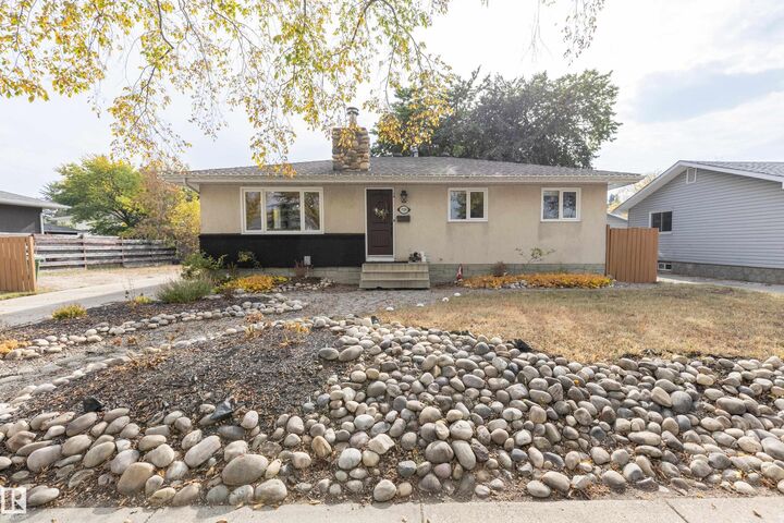 9709 93 Avenue  Fort Saskatchewan AB T8L 1N3 photo