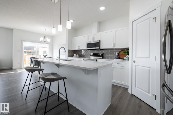Property Photo: 87 Hilton Cove AB T7X 1Y4