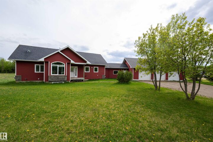 Property Photo:  130 50322 Rge Road 232  AB T4X 0K9 