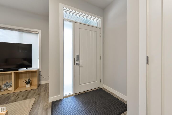 Property Photo:  10511 154 Street NW  AB T5P 2J1 