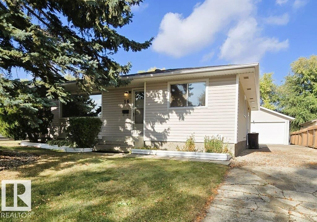 Property Photo:  16 Starling Drive  AB T8A 0A7 