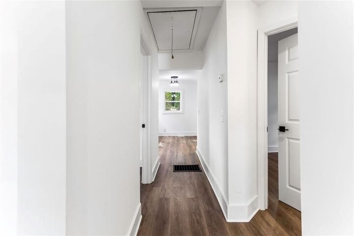 Property Photo:  340 Lee Street  GA 30297 
