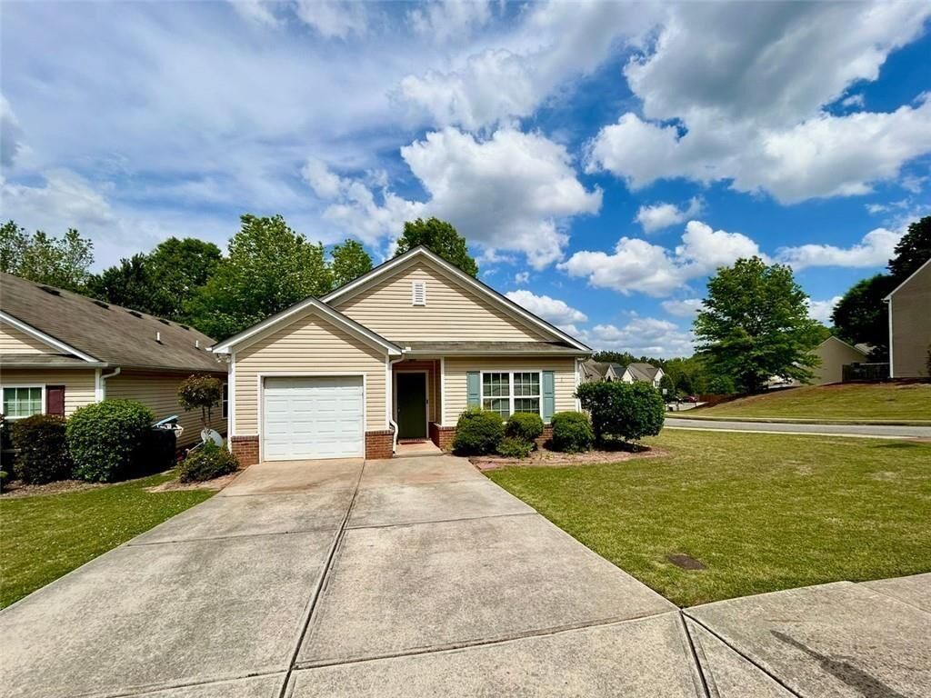 Property Photo:  320 Little Creek Road  GA 30045 