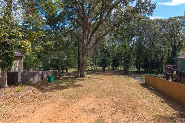 Property Photo:  1694 Fairway Hill Drive SE  GA 30317 