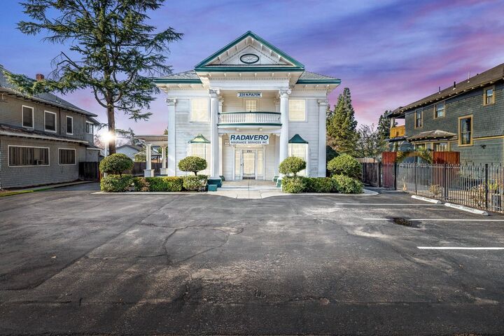 235 N Fulton Street  Fresno CA 93701 photo