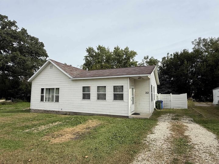 22 Charles City Road  Nashua IA 50658 photo