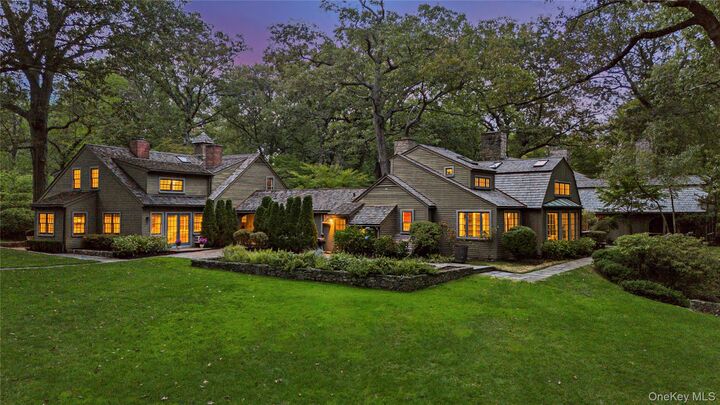 1016 Old White Plains Road  Mamaroneck NY 10543 photo