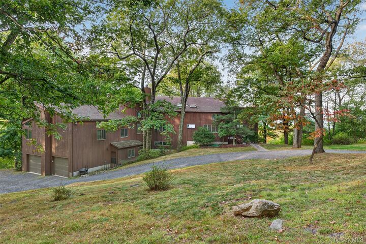 10 Abbott Lane  Cornwall-on-Hudson NY 12520 photo