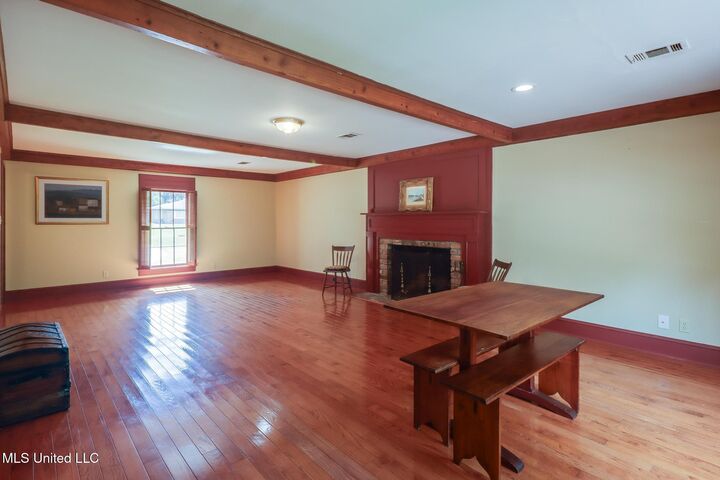 Property Photo: 50 Poplar Circle MS 39507