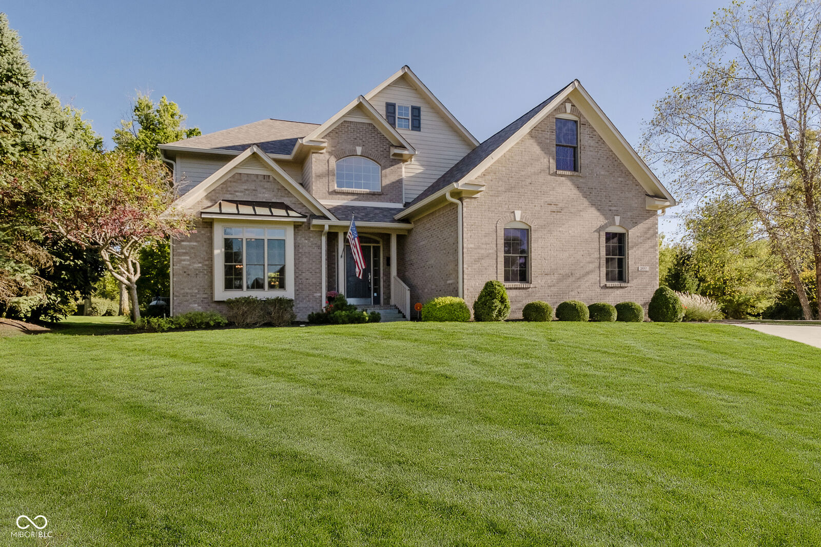 Property Photo:  2661 Waldon Court  IN 46143 