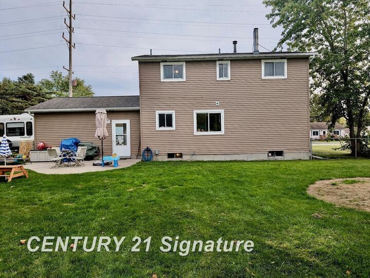 Property Photo:  2777 E Fisher Road  MI 48706 