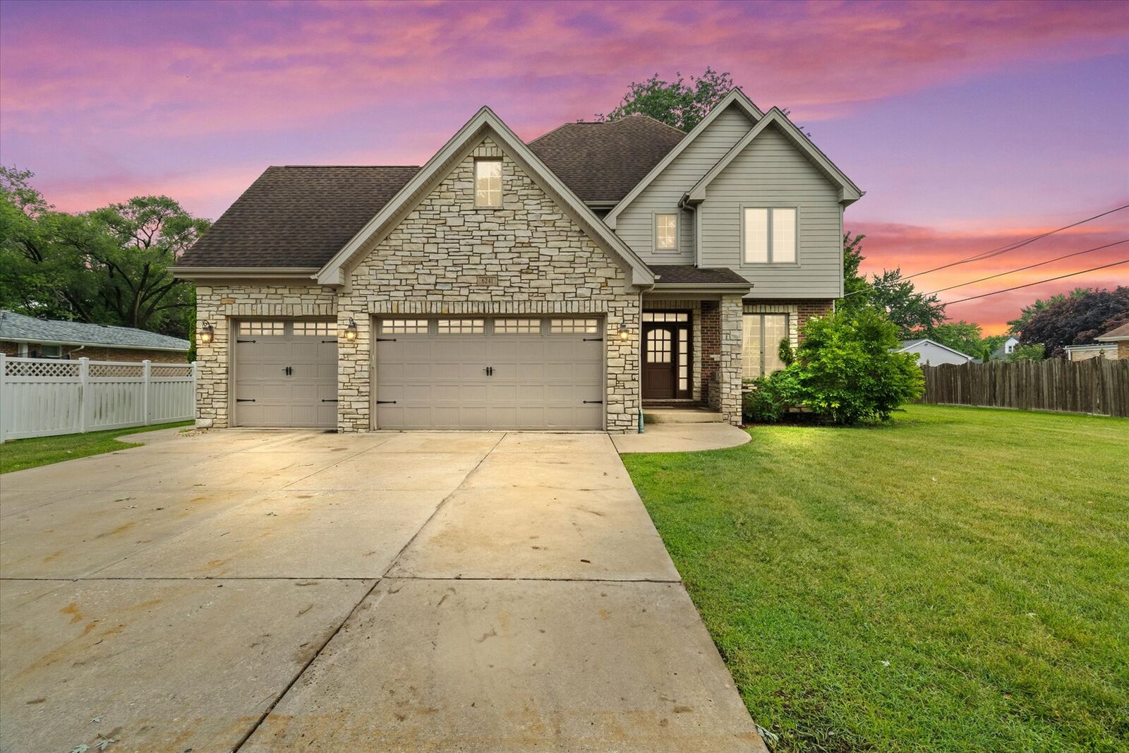 Property Photo: 6241 W 80th Street IL 60459