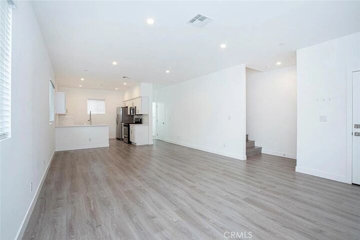 Property Photo:  5024 1/2 Cleon Avenue  CA 91601 