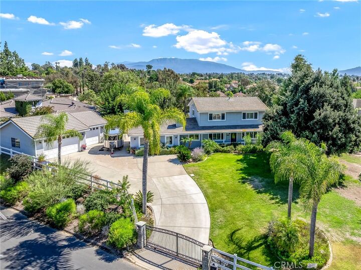 Property Photo: 29935 Los Nogales CA 92591