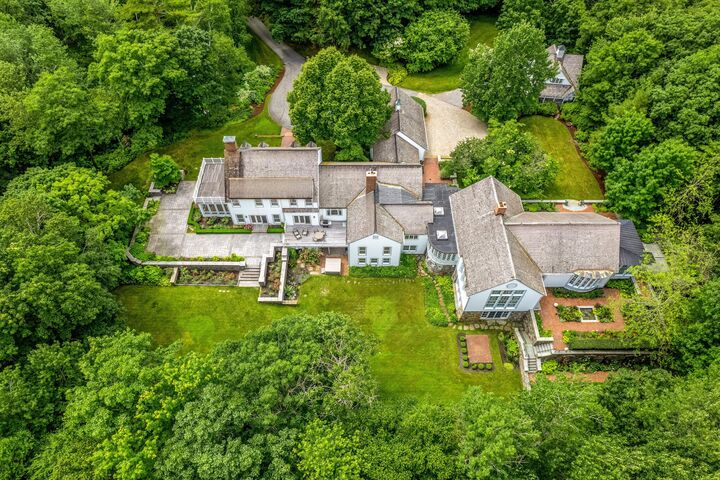 Property Photo:  3 Canter Lane  ME 04107 