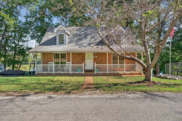 Property Photo: 434 Hickman Shores Rd TN 37058