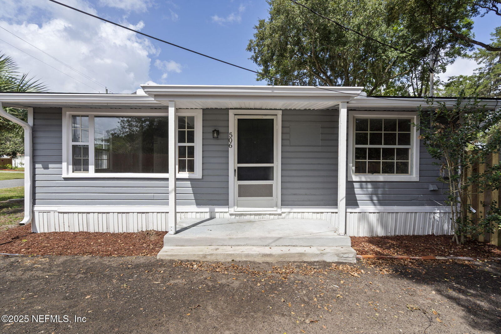 Property Photo: 506 Highland Avenue S FL 32043
