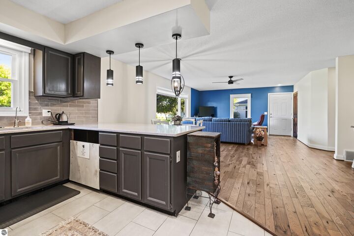7181 Cherrywood Court  Traverse City MI 49686 photo