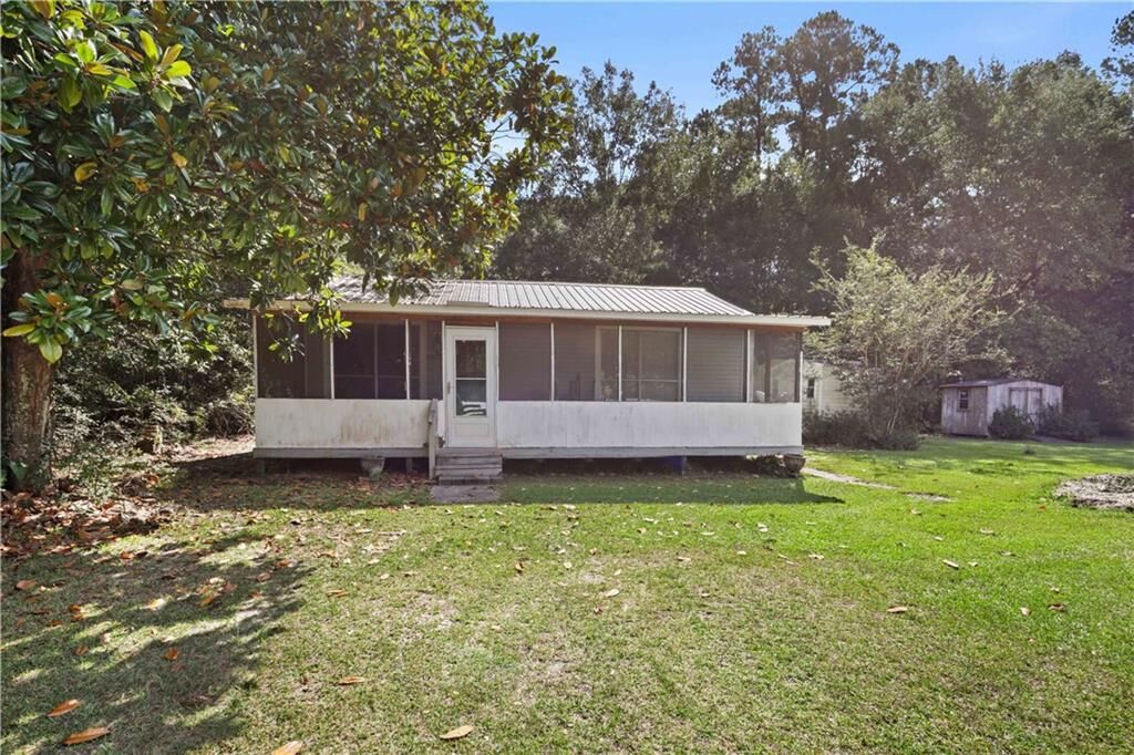 Property Photo: 31104 Putt Moran Loop LA 70445