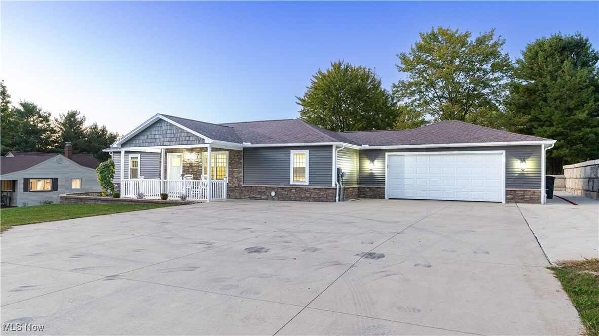Property Photo:  6264 Herbert Road  OH 44406 