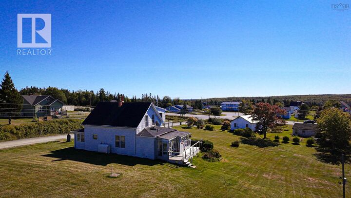Property Photo: 11 Harbourview Drive NS B0J 3B0