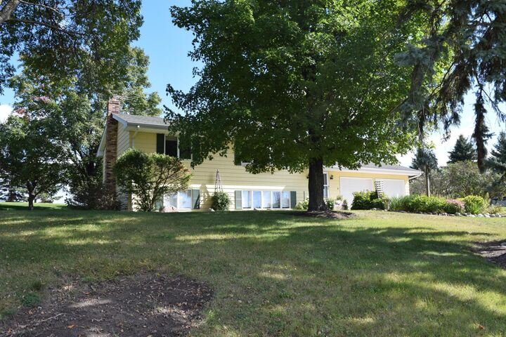 Property Photo:  1846 Dempsey Avenue SW  MN 55390 