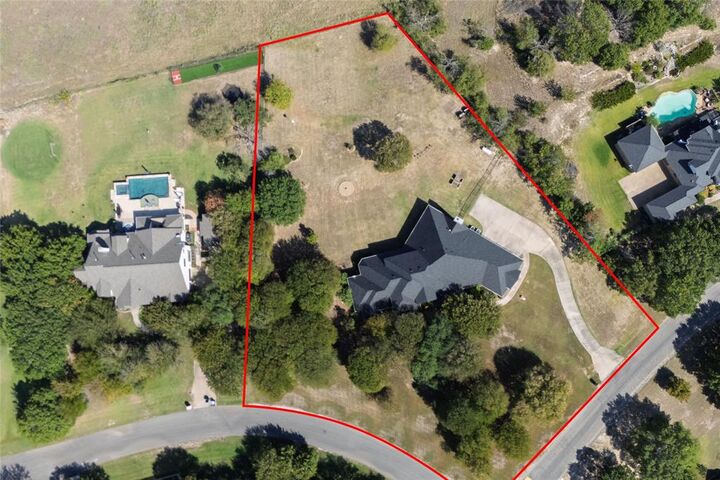 Photo de la propriété: 201 N Oakvista Court TX 76008