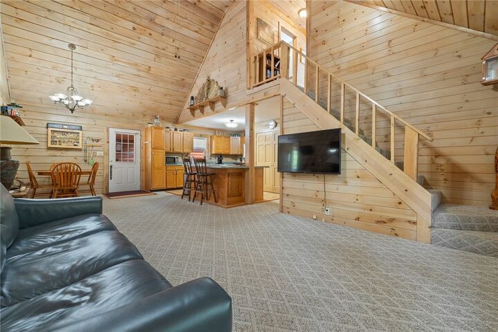Property Photo: 634 E Cedar Lane AR 72644