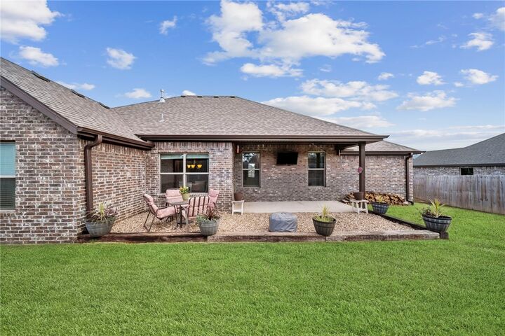 Property Photo: 1625 Laurel Landing AR 72701