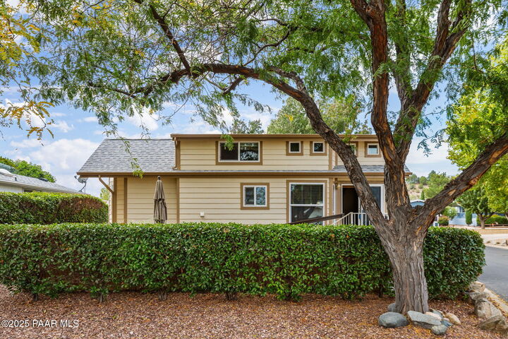 Property Photo: 952 N Mesquite Tree Drive Drive AZ 86327