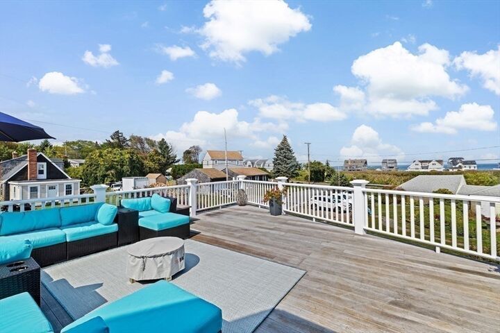 Property Photo:  7 Borden Road  MA 02066