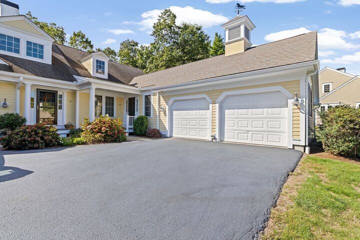 Property Photo:  16 Red Pony Path 16  MA 02050 