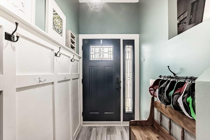 Property Photo:  12 Taraglen Road NE  AB T3J 2N7 