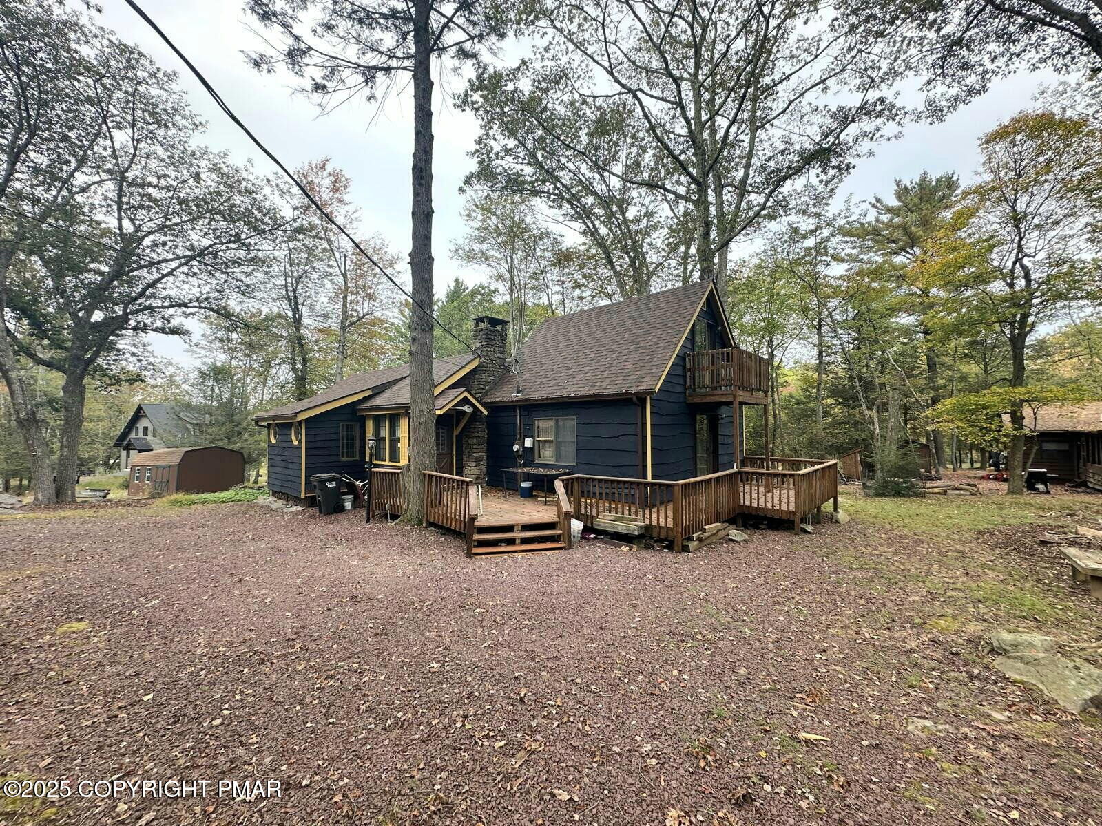 Property Photo: 8 Buttonwood Road PA 18624