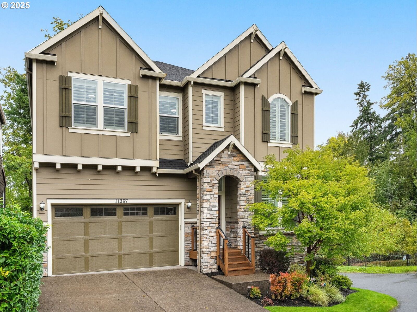Property Photo: 11367 NW Odeon Ln OR 97229