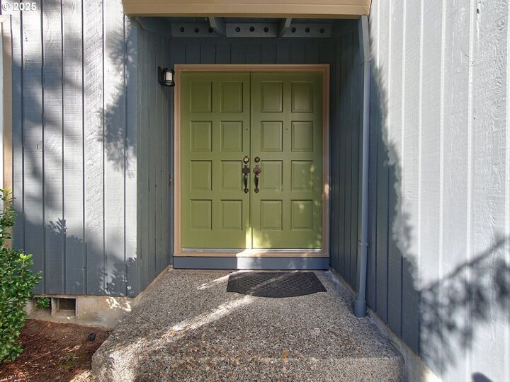 Property Photo: 4640 NW Kahneeta Dr OR 97229