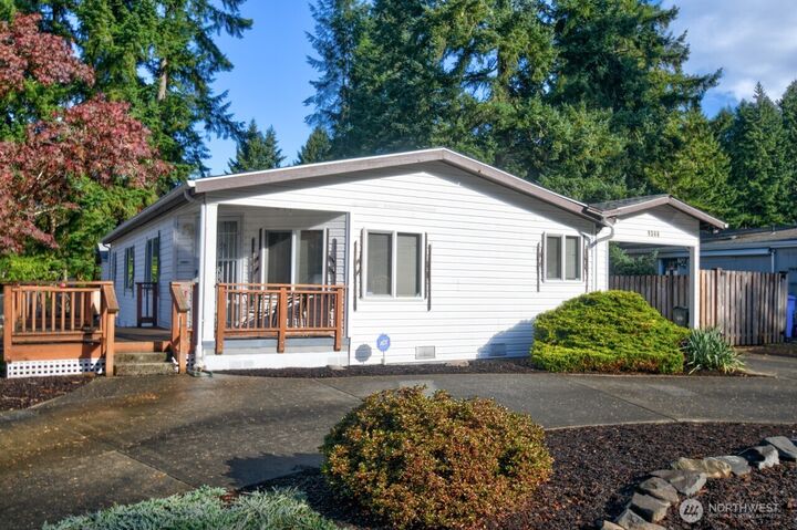 Property Photo: 6344 Aldea Court SE WA 98503