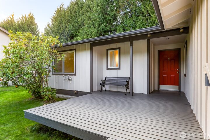 Property Photo: 439 Fir Lane WA 98284