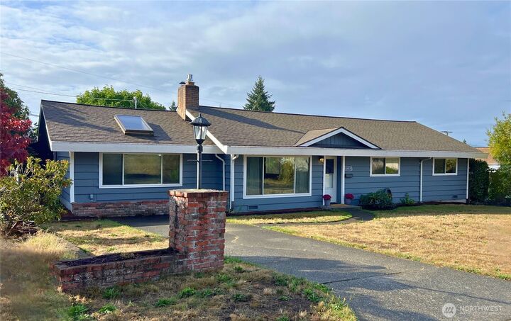1413  Lindberg Place  Bremerton WA 98310 photo