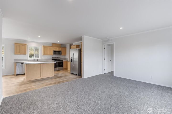 Property Photo:  604  G Street  WA 98593 