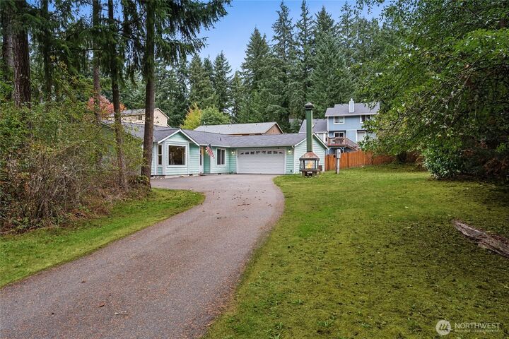 Property Photo:  22450  Clearview Court SE  WA 98597 